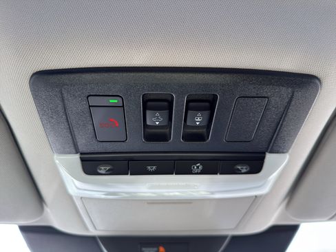New 2026 Nissan Pathfinder SL AWD/4WD image 23