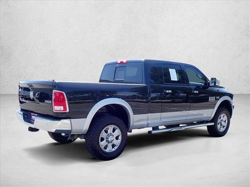 Used 2016 RAM 2500 Laramie w/ Convenience Group AWD/4WD image 4