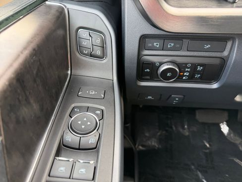 Used 2023 Ford F350 Lariat w/ FX4 Off-Road Package image 26