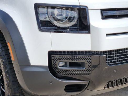 Used 2020 Land Rover Defender 110 HSE AWD/4WD image 9