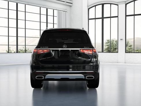 Certified 2026 Mercedes-Benz GLS 450 4MATIC image 25