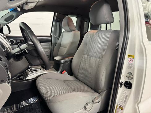 Used 2015 Toyota Tacoma 4x4 Access Cab w/ SR5 Package image 14