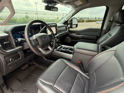 Used 2025 Ford F250 Lariat w/ Lariat Ultimate Package AWD/4WD image 24