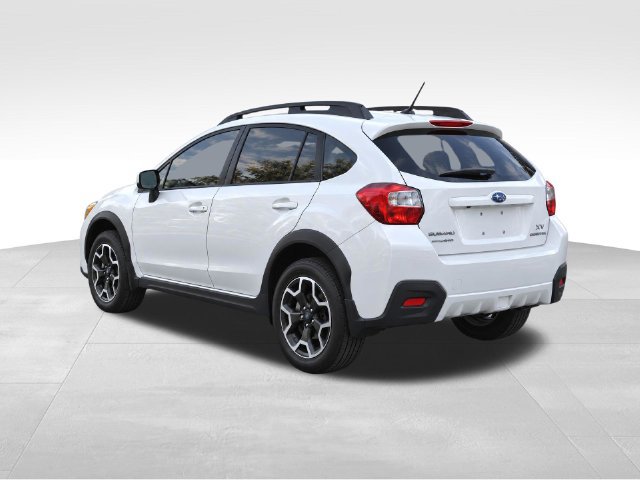Used 2015 Subaru Crosstrek 2.0i Premium AWD/4WD image 3