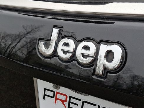 Certified 2023 Jeep Compass Limited AWD/4WD image 29