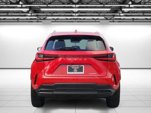 Used 2024 Lexus NX 250 FWD w/ Premium Package image 8