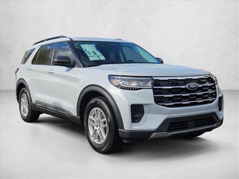 New 2026 Ford Explorer Active RWD image 7