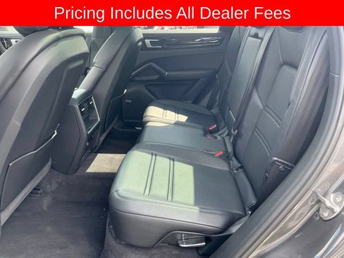 Used 2020 Porsche Cayenne S AWD/4WD image 19