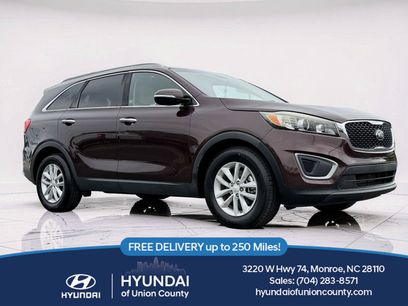 Used 2016 Kia Sorento FWD w/ LX Convenience Package