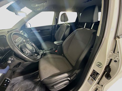 Used 2022 Kia Seltos S image 22