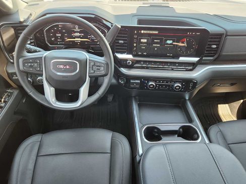 Used 2026 GMC Sierra 2500 SLT w/ SLT Premium Package AWD/4WD image 11