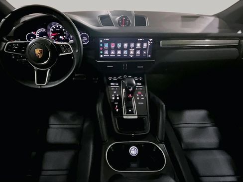 Used 2023 Porsche Cayenne S Platinum AWD/4WD image 15