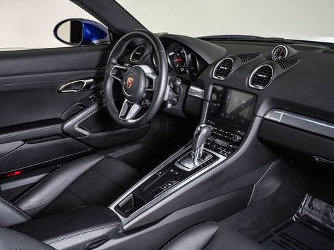 Certified 2025 Porsche 718 Cayman RWD image 14
