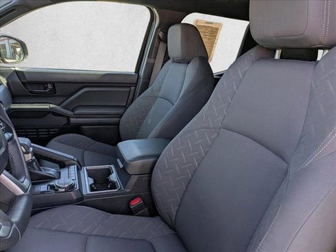 Used 2024 Toyota Tacoma SR5 AWD/4WD image 17