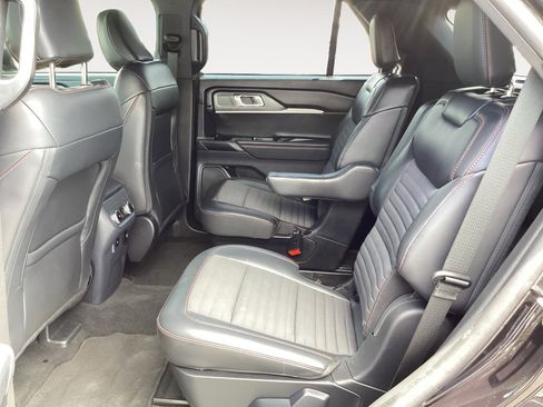 Used 2025 Ford Explorer ST-Line w/ Premium Package RWD image 30