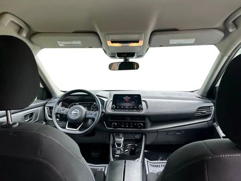 Used 2024 Nissan Rogue S FWD image 31