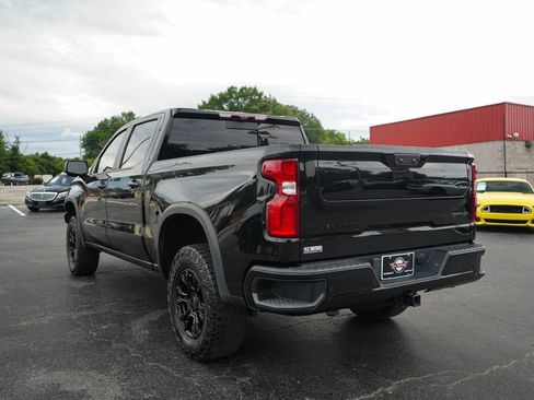 Used 2022 Chevrolet Silverado 1500 ZR2 w/ Technology Package AWD/4WD image 3