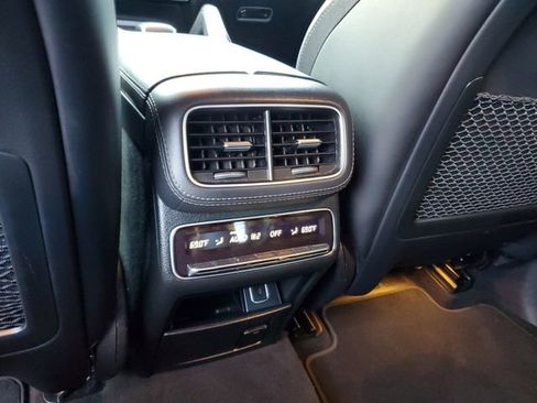 Used 2021 Mercedes-Benz GLE 53 AMG GLE 53 AMG image 16