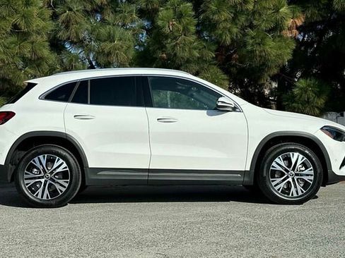 Certified 2025 Mercedes-Benz GLA 250 GLA 250 image 3