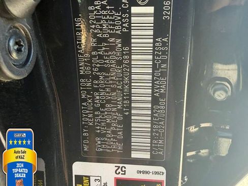 Used 2019 Toyota Camry SE FWD image 25