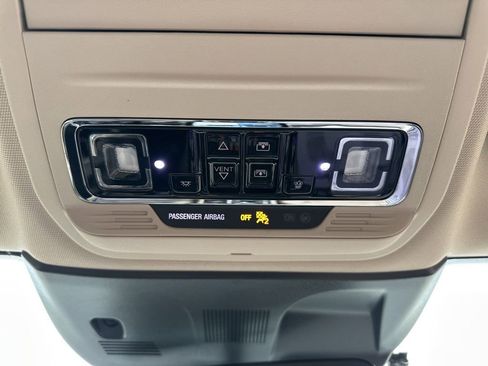 Used 2022 Lincoln Corsair AWD w/ Premium Package image 48