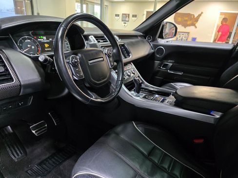 Used 2016 Land Rover Range Rover Sport SVR image 18