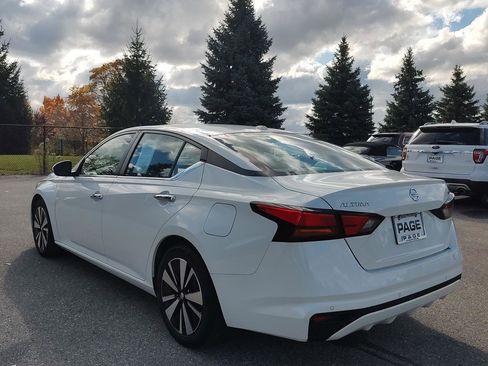 Used 2021 Nissan Altima 2.5 SV image 25