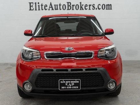 Used 2016 Kia Soul + image 4