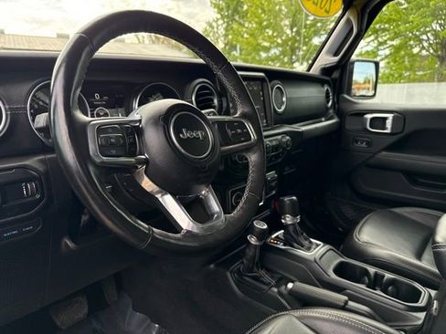 Certified 2023 Jeep Wrangler Unlimited Sahara w/ Cold Weather Group AWD/4WD image 13