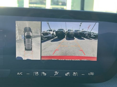 New 2026 Buick Enclave Avenir image 5