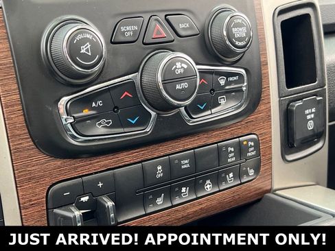 Used 2018 RAM 1500 Laramie w/ Convenience Group image 29