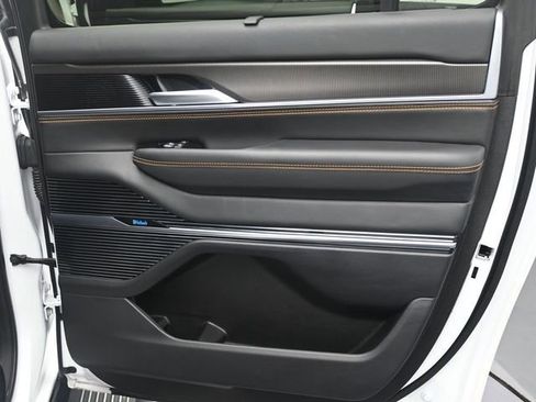 Used 2024 Jeep Grand Wagoneer L Series III w/ Quick Order Packagew 28T image 36