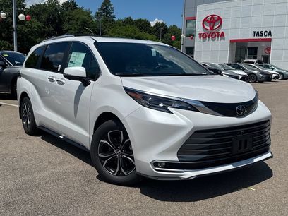 New 2026 Toyota Sienna Platinum