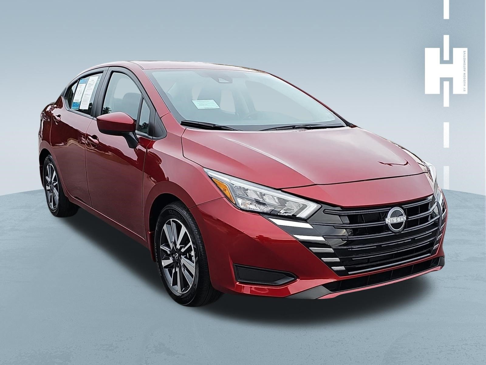 Used 2025 Nissan Versa SV w/ Trunk Package FWD image 1