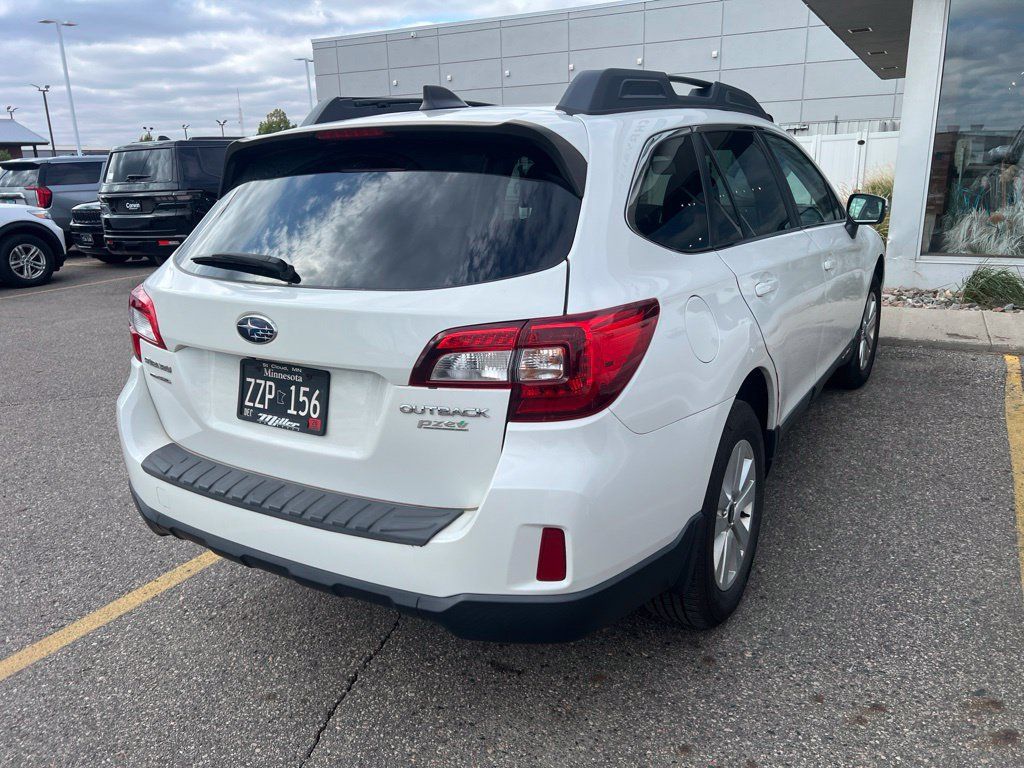 Used 2017 Subaru Outback 2.5i Premium AWD/4WD image 8