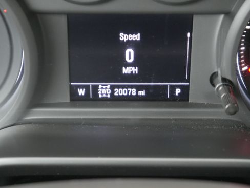 Certified 2022 Chevrolet Silverado 1500 Custom AWD/4WD image 31