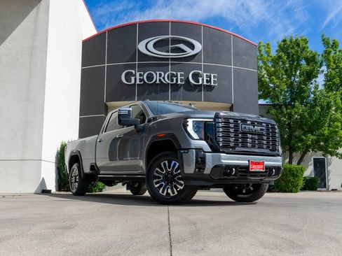 New 2026 GMC Sierra 3500 Denali Ultimate AWD/4WD image 1