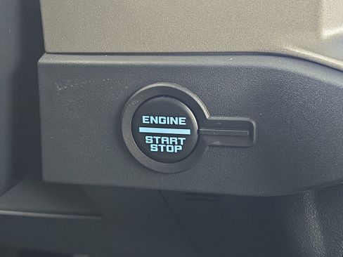 New 2025 Ford Bronco Outer Banks w/ Sasquatch Package image 25