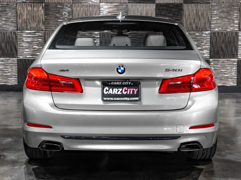 Used 2019 BMW 540i xDrive AWD/4WD image 9