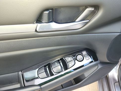 Certified 2024 Nissan Altima 2.0 SR image 31