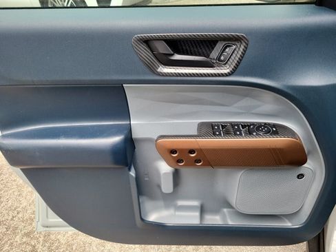 Certified 2024 Ford Maverick Lariat FWD image 21