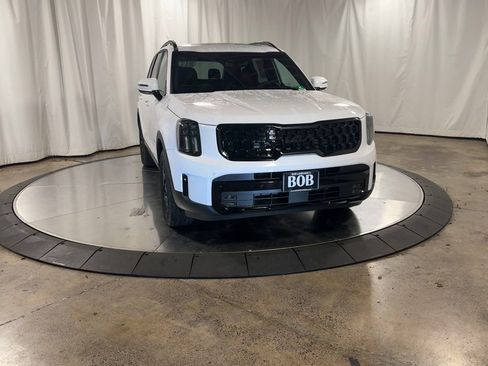 Certified 2025 Kia Telluride SX Prestige X-Pro image 3