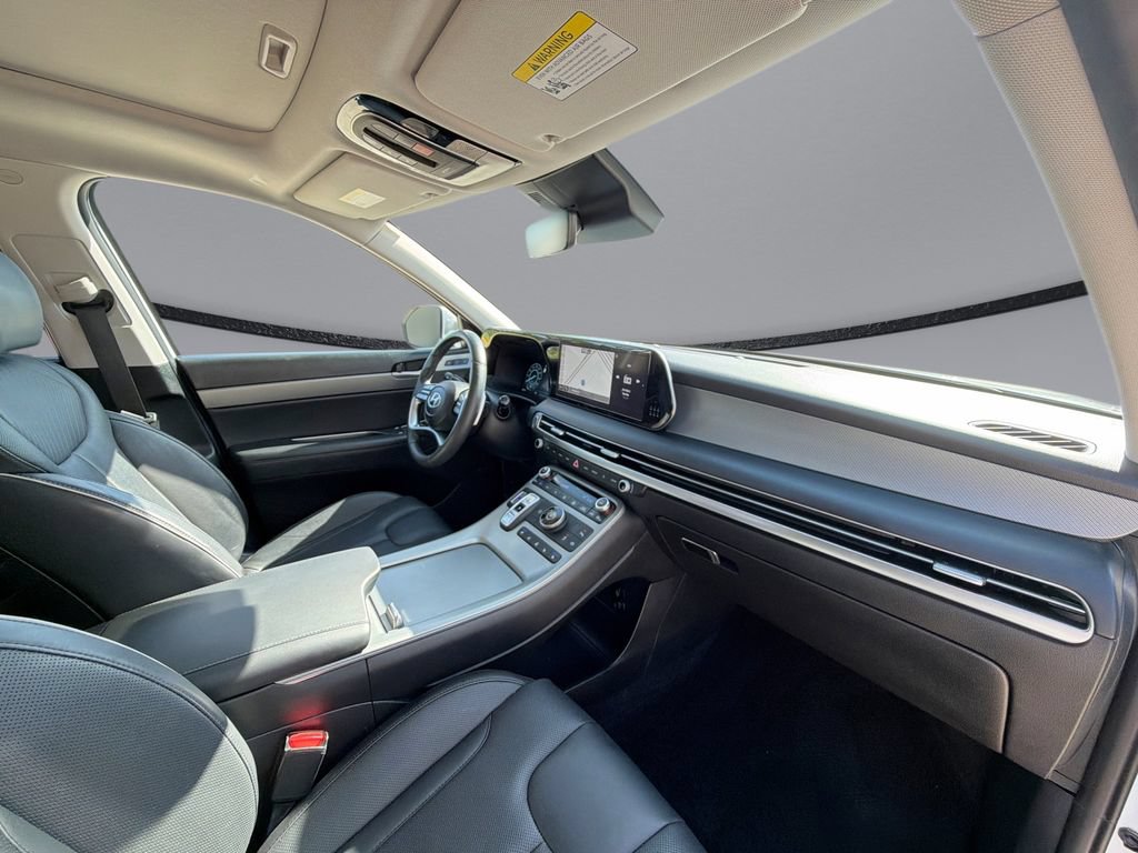 Used 2023 Hyundai Palisade SEL FWD image 15