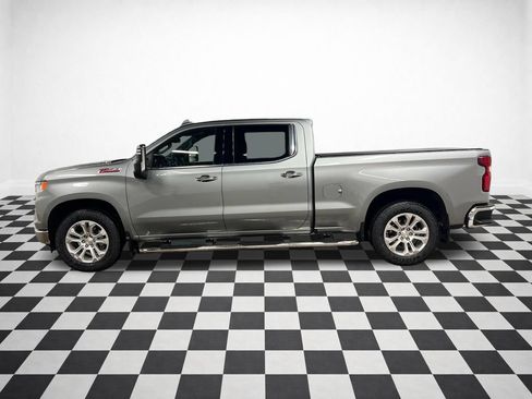 Certified 2023 Chevrolet Silverado 1500 LTZ AWD/4WD image 6