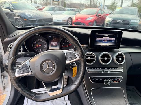 Used 2017 Mercedes-Benz C 300 4MATIC Sedan image 18