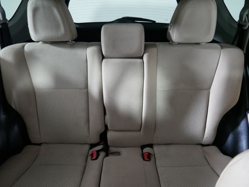 Used 2015 Toyota RAV4 XLE AWD/4WD image 13