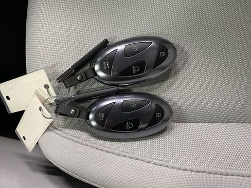 New 2026 Hyundai Kona SE image 25