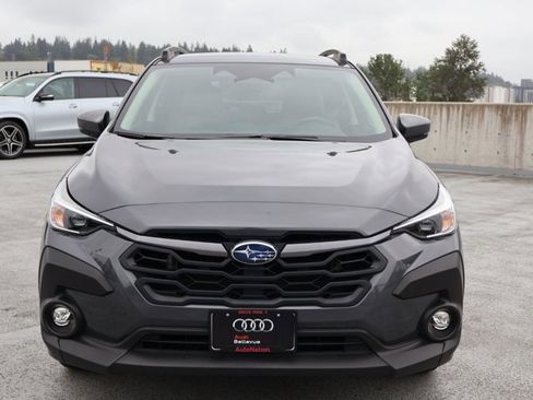 Used 2024 Subaru Crosstrek 2.0i Premium AWD/4WD image 2