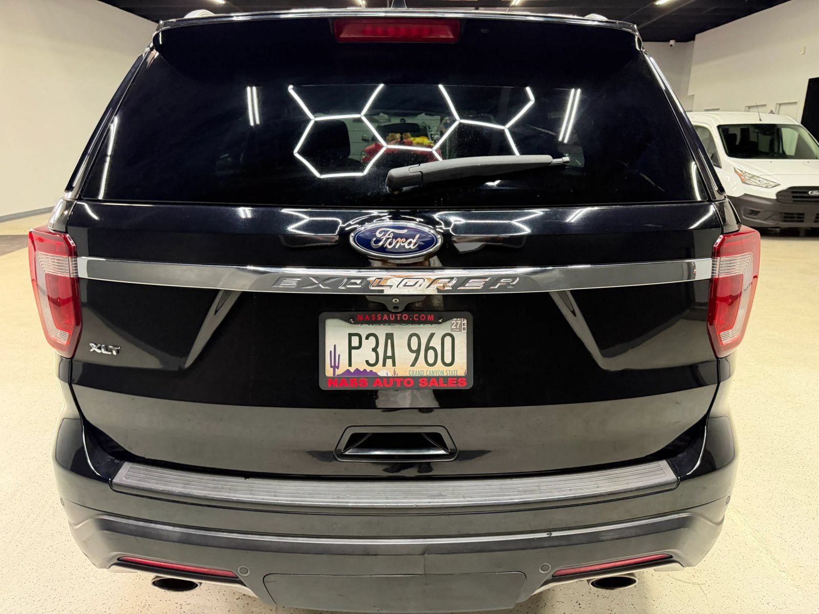 Used 2018 Ford Explorer XLT FWD image 14