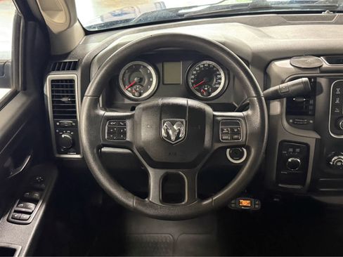 Used 2015 RAM 1500 ST w/ SXT Appearance Group AWD/4WD image 16